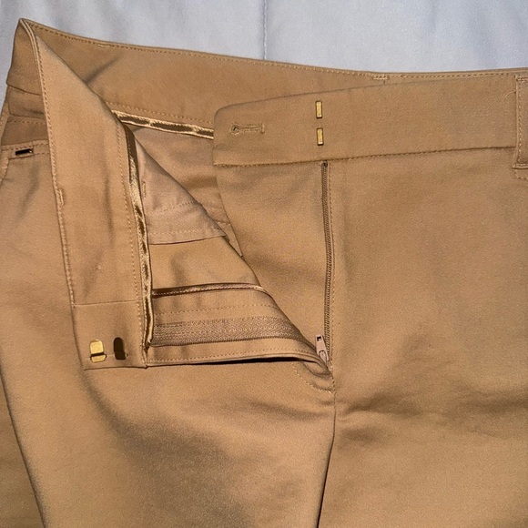 White House Black Market Camel Shorts Size 10 - Picture 3 of 6